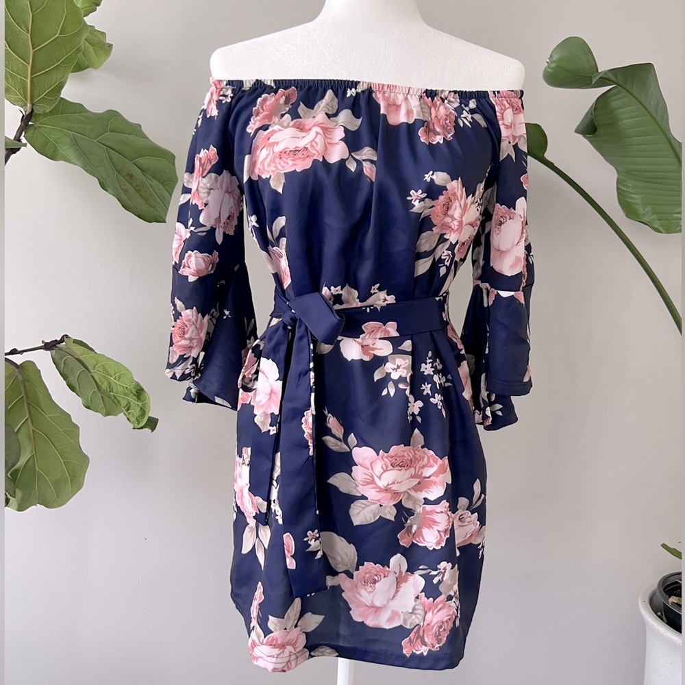 Size Small Floral off the shoulder dress